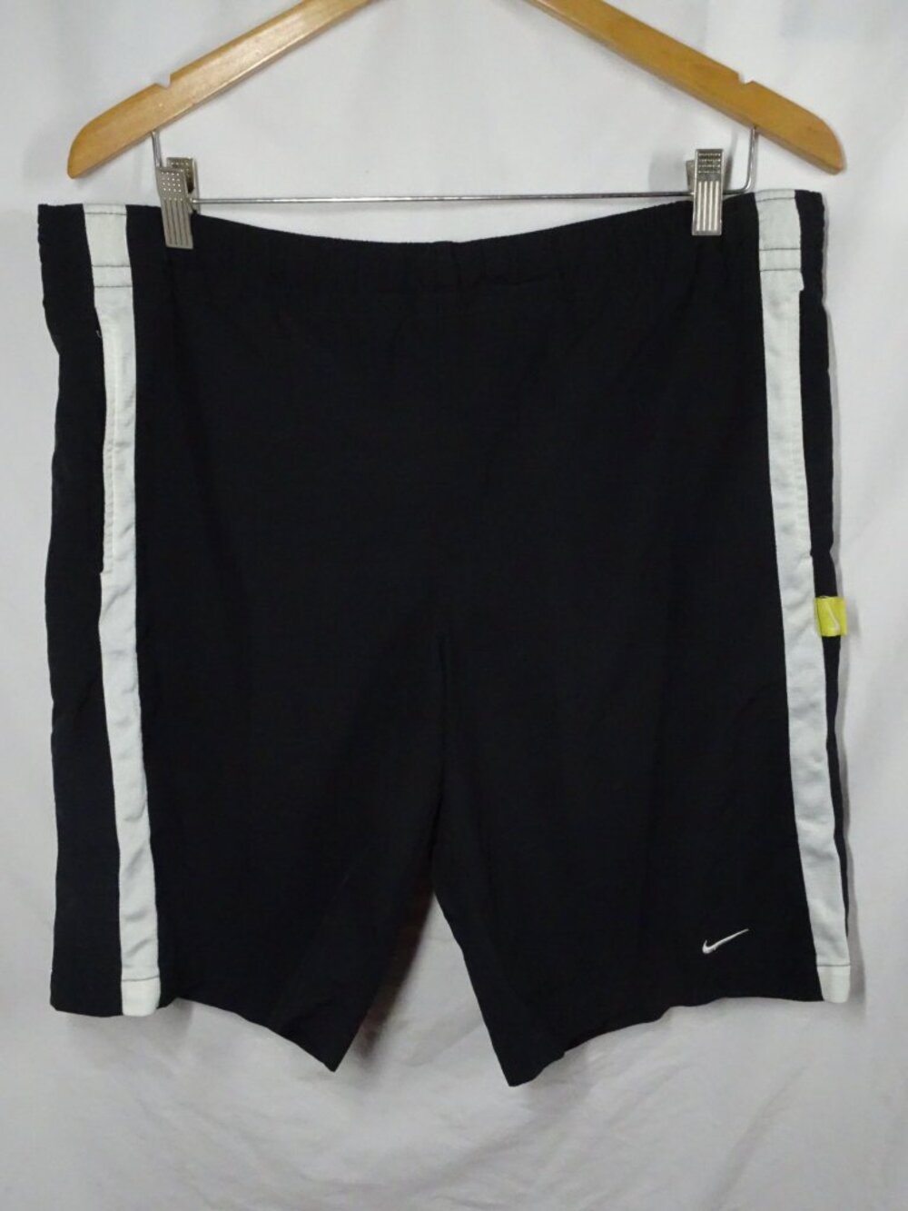 Vintage Y2K Nike Men Black brief lined Shorts Size M